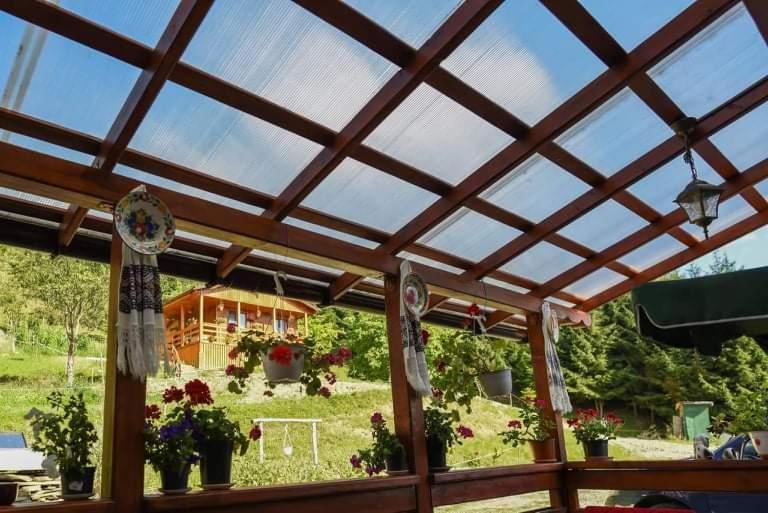 Casa Geanina Panzió Kolibica Kültér fotó