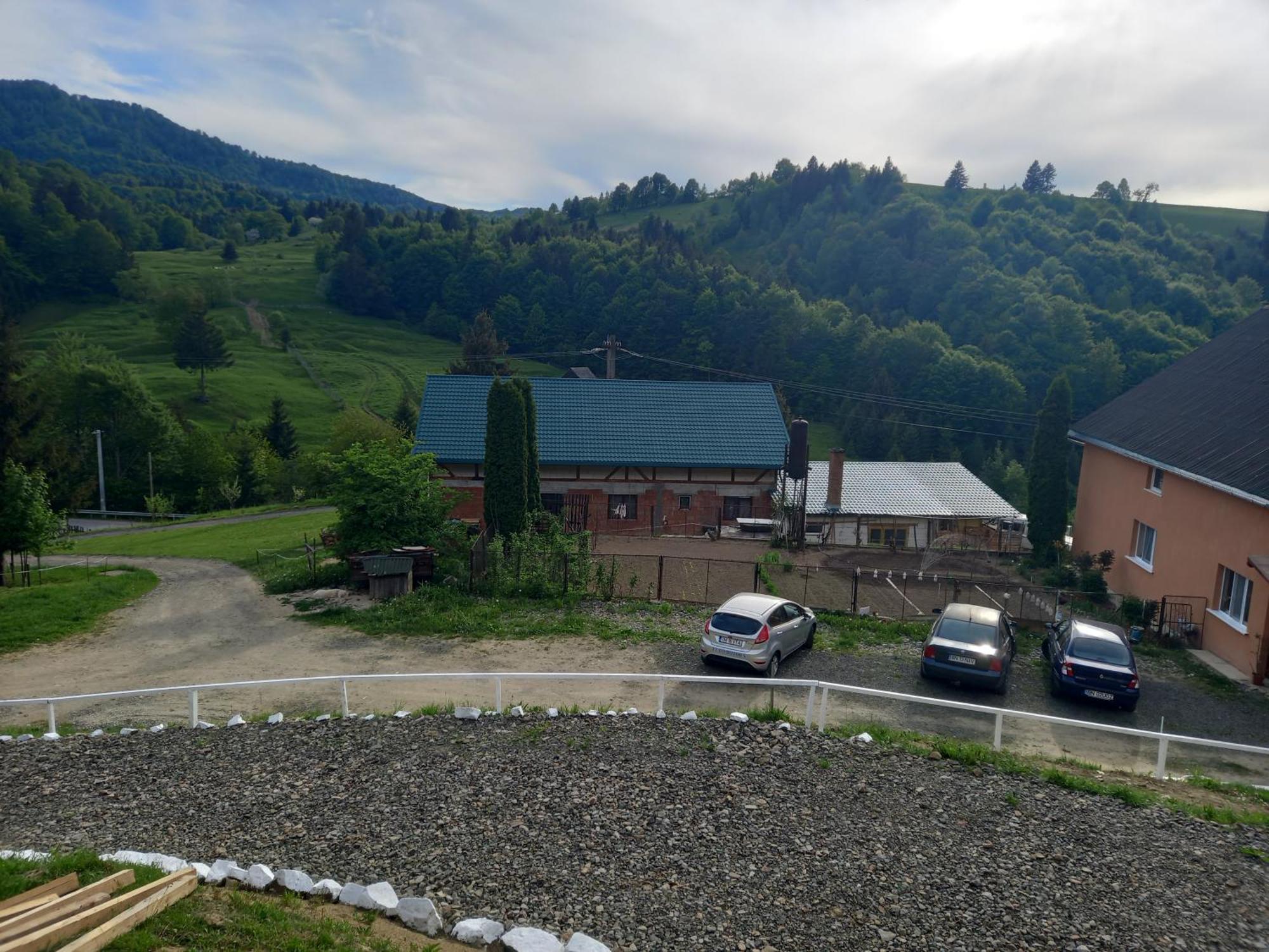 Casa Geanina Panzió Kolibica Kültér fotó