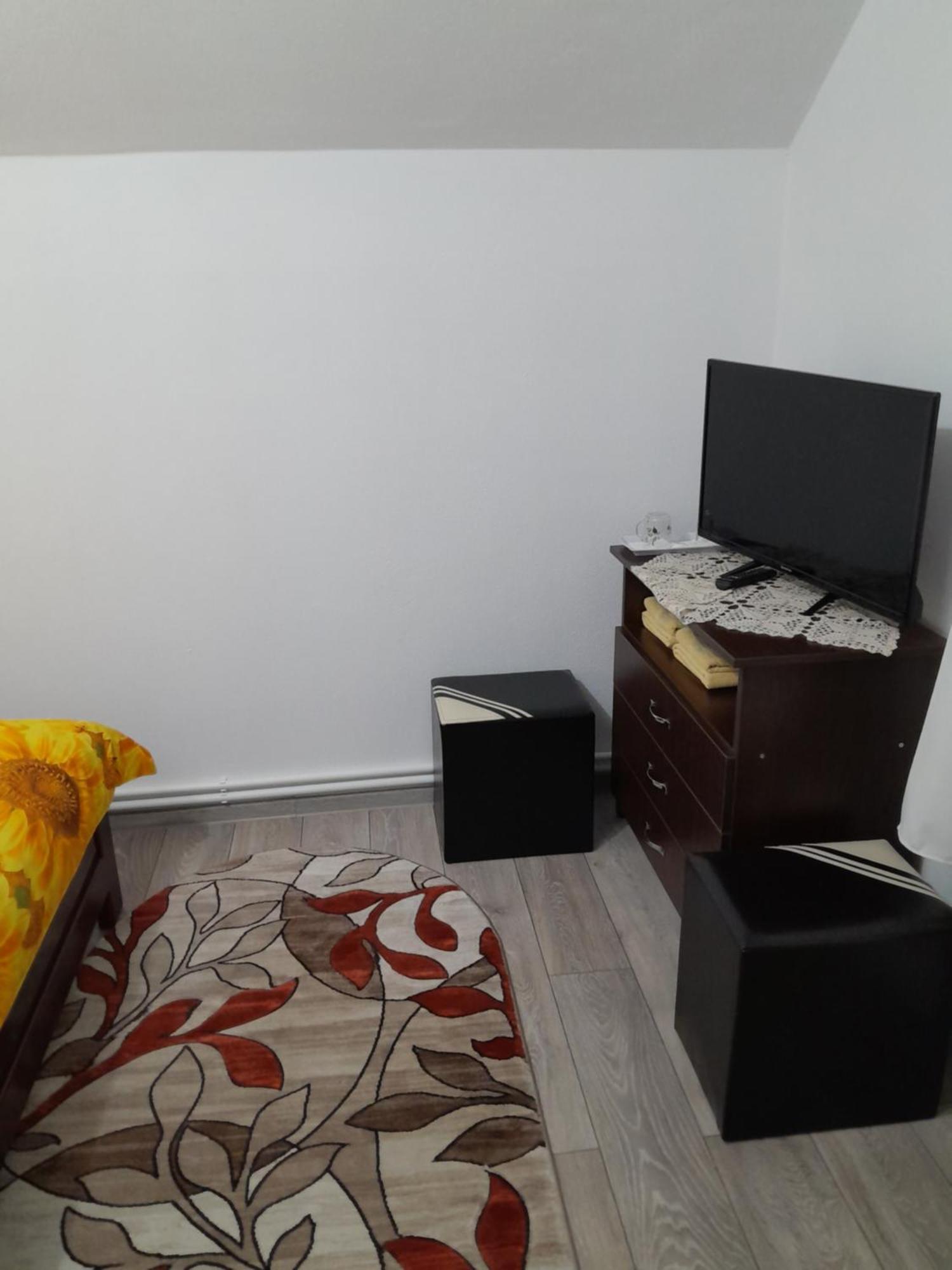 Casa Geanina Panzió Kolibica Kültér fotó